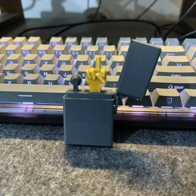 Fun Gag Birthday Gift Accessories Desk Decoration Surprise Gift Box Toys Middle Finger In The Box Supplies Crafts Decor Figurine