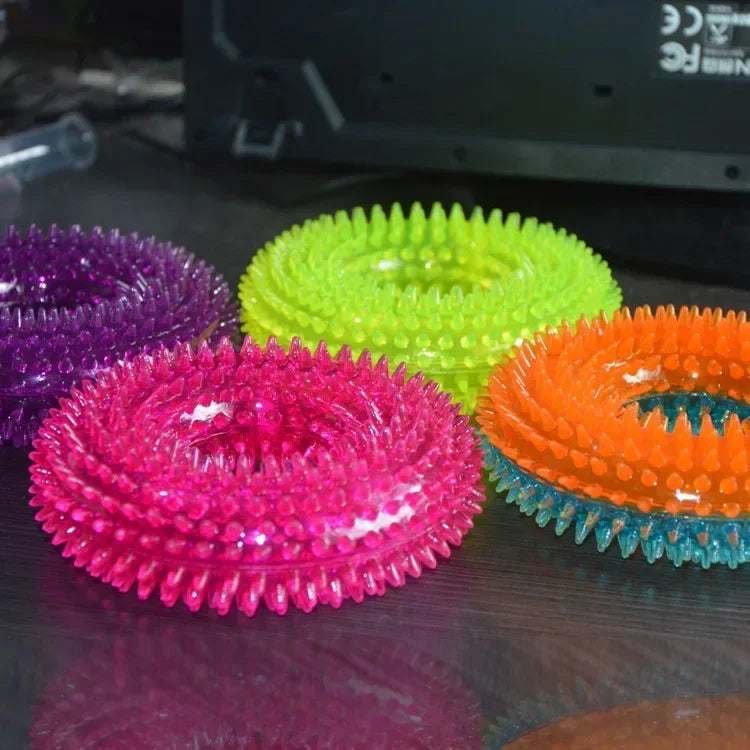 Dog toy sound balls are suitable for pets to resist biting, squeezing, chewing, gripping, and grinding their teeth